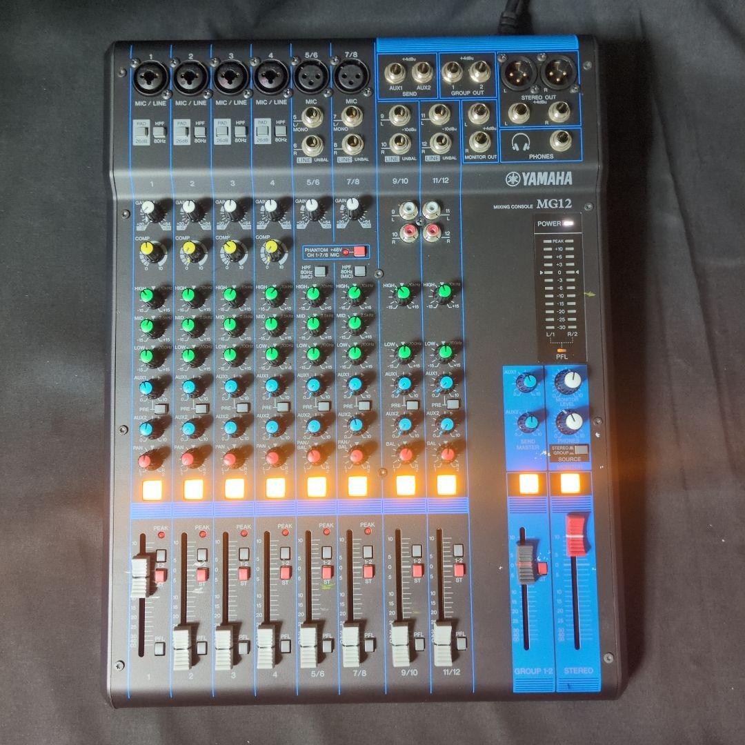 CASIO 楽らくキーボード カラオケマイク付き LK-526 61鍵