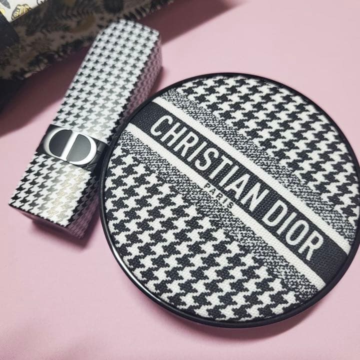 出品時最安値☆DIOR☆千鳥柄リップ伊勢丹限定772 - メルカリ