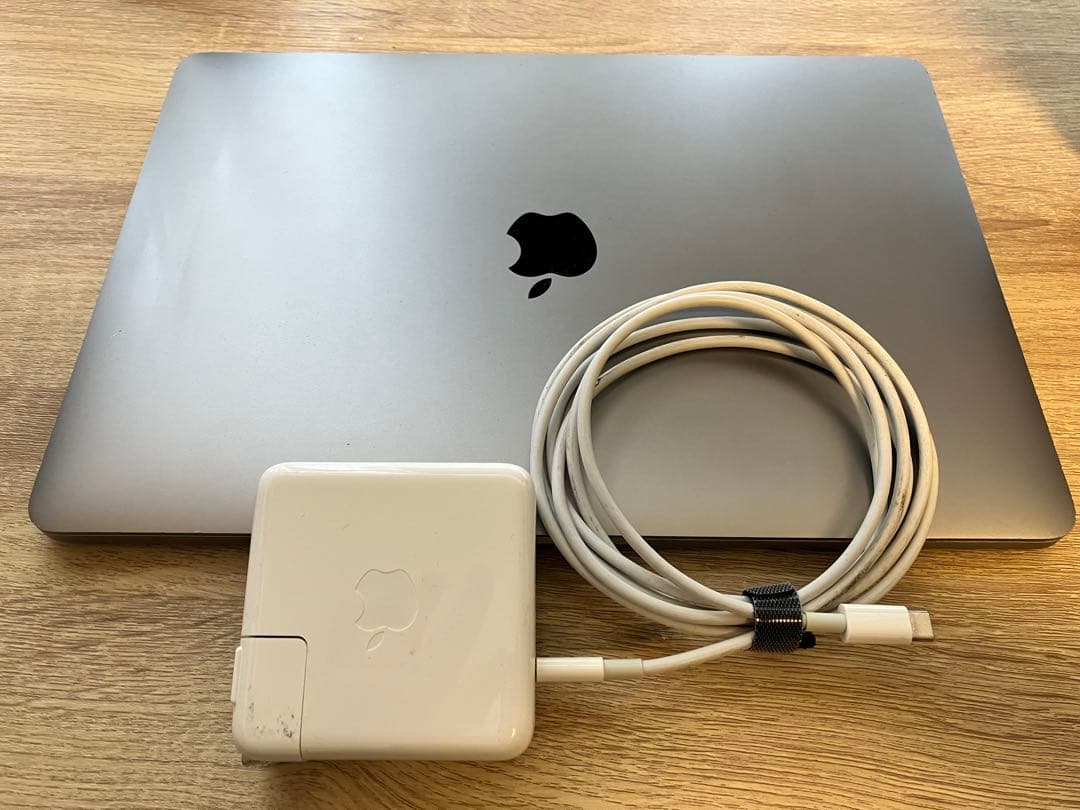 【割引中】MacBookPro13インチ 2020年 i5/16GB/512GB Amazon.com: Apple 2020 MacBook Pro 13-inch with 2.0GHz Intel Core