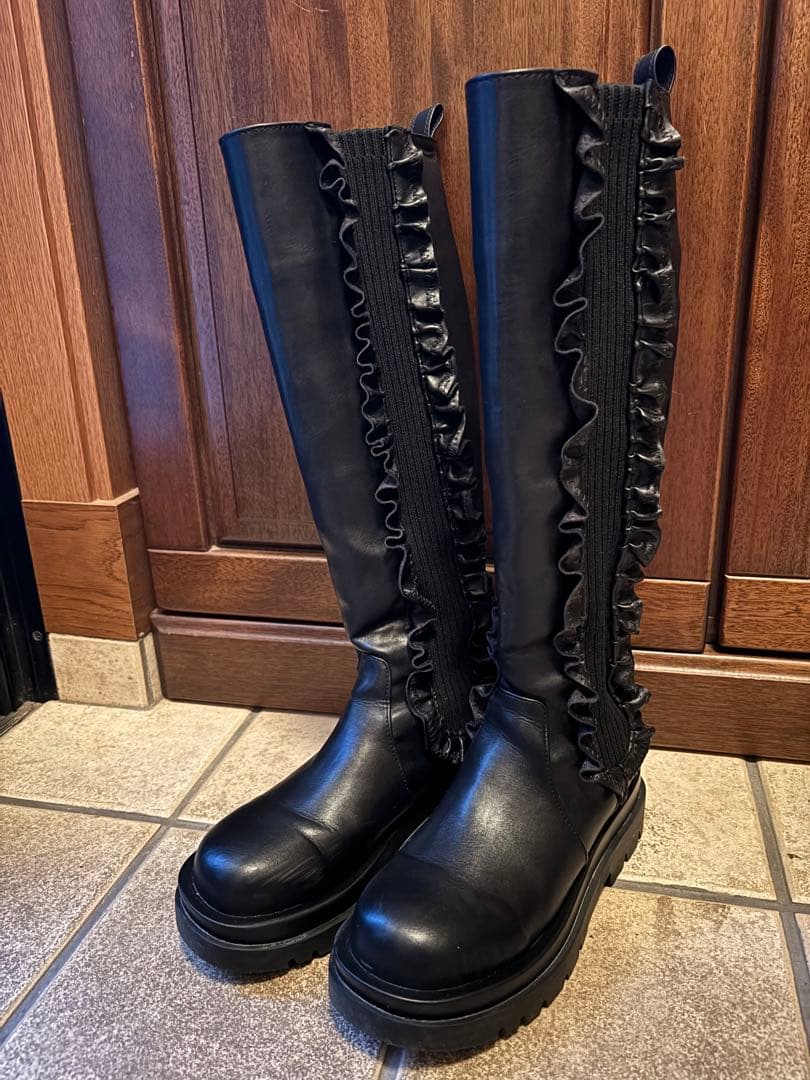 bibiy ビビィ サイドゴア ロングブーツ フリル ブラック - メルカリ