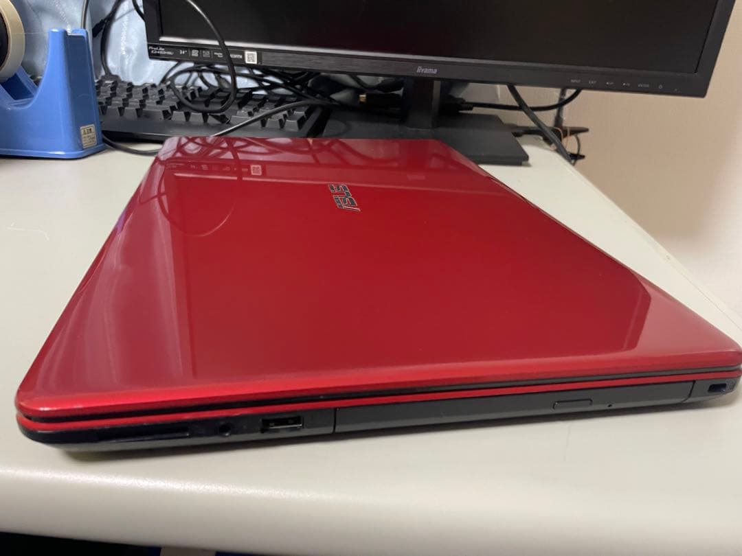 ASUS A542U 第8世代 i5 メモリ8GB SSD256GB ジャンク品