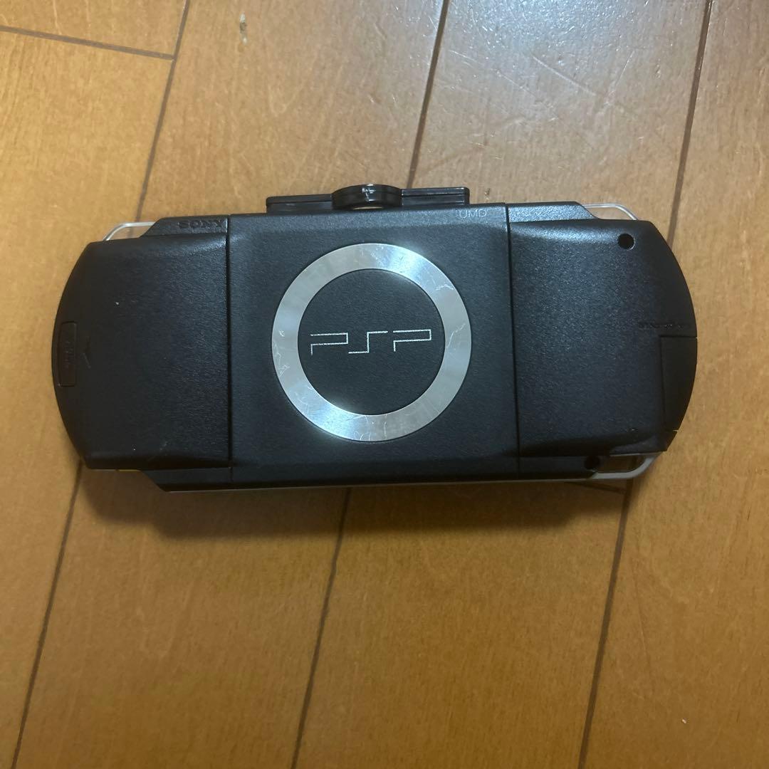 PSP本体 充電器、ケース、バッテリー付き - メルカリ