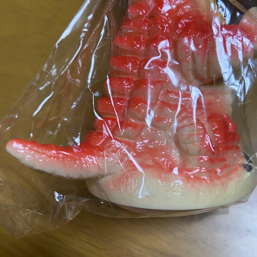 ウルトラマン 怪獣 レッドキング m1号 貯金箱 ソフビ 5420 - メルカリ