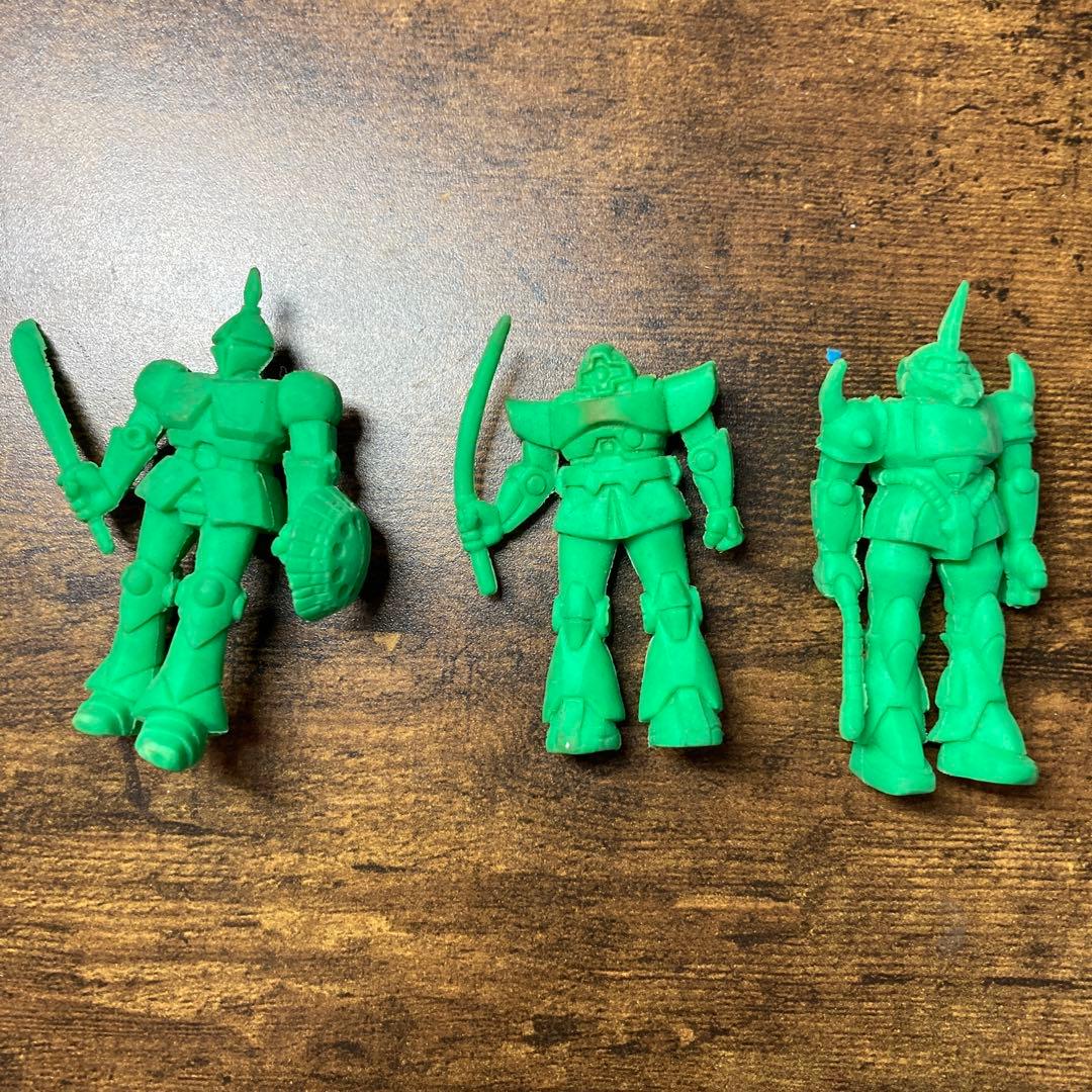 E-壁 【希少】ガン消し まとめ売り 13体セット（ガンダム 消しゴム）