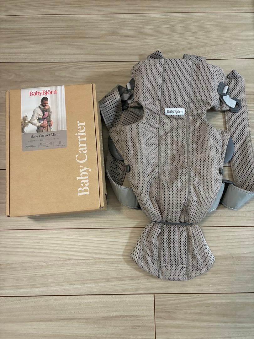 【ゆっき】BabyBjorn Baby Carrier Mini Baby Carrier Mini—perfect for a newborn | BabyBjörn