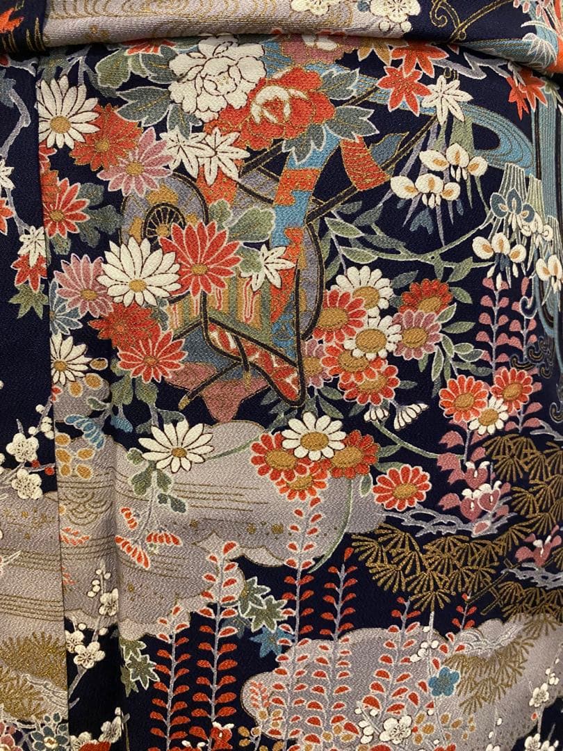 未使用小紋 御所車風景花紋 金彩入り 身丈裄長 正絹 おしゃれ着に