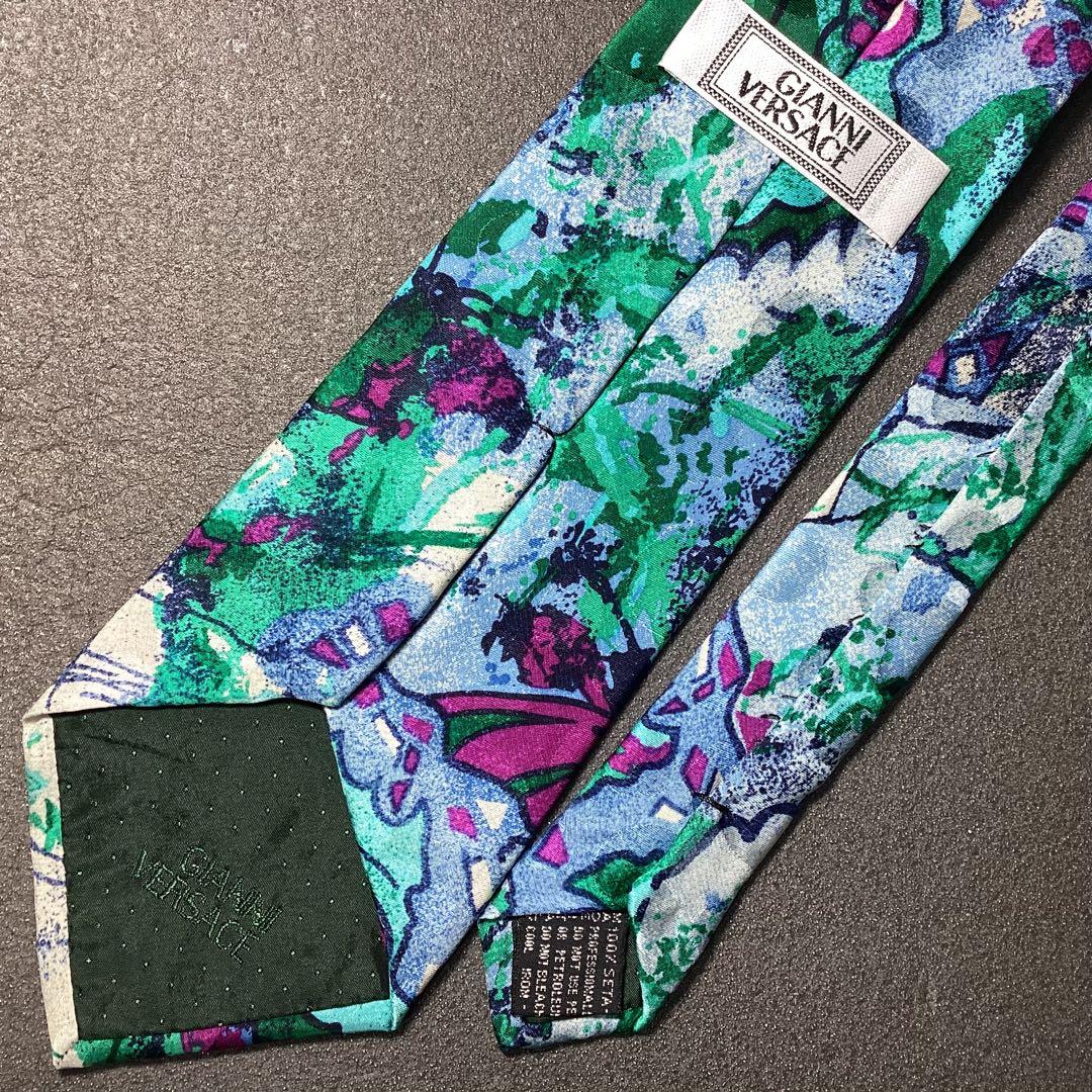 美品】ジャンニヴェルサーチ ネクタイ 90s アート柄 緑 シルク