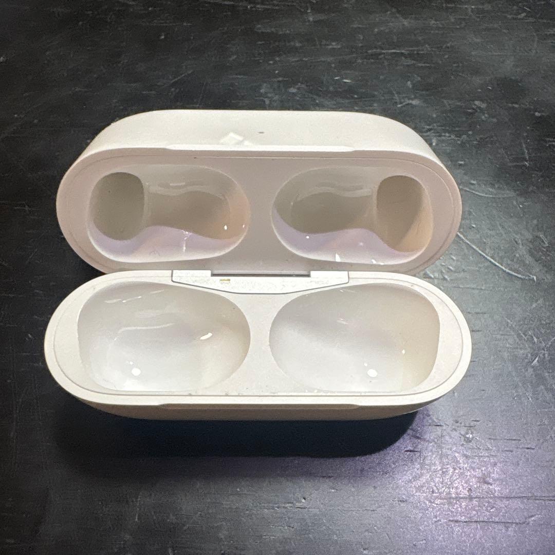 AirPods Pro 第2世代 ケース 交換用イヤーチップ 充電ケーブル - メルカリ