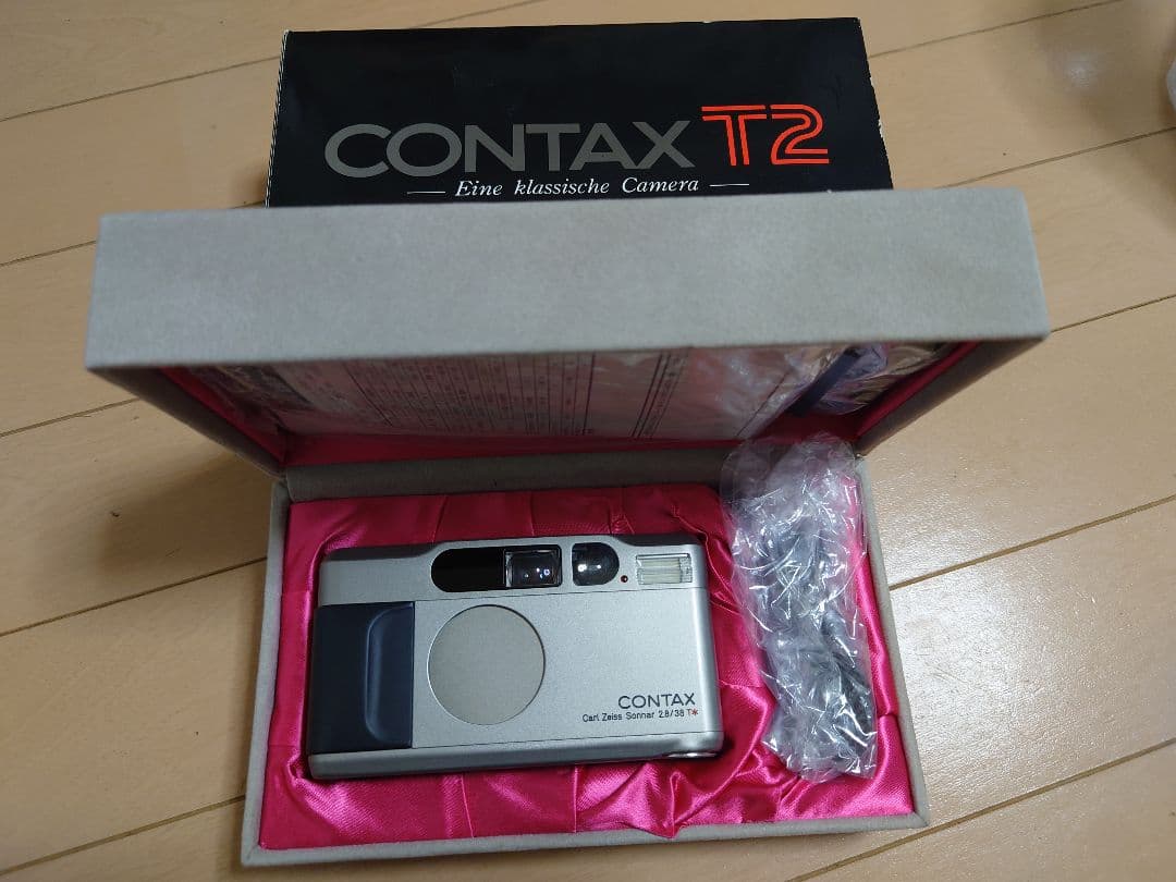 Contax T2 元箱つき シリアル一致 Contax T2 元箱つき シリアル一致 - メルカリ