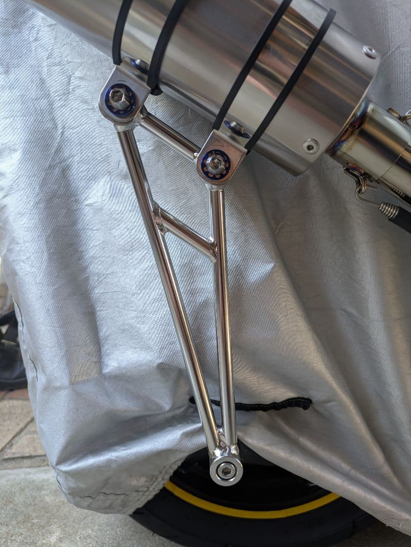 シグナスX Garageバル×yutakaチャンネルコラボマフラー(限定品) - メルカリ