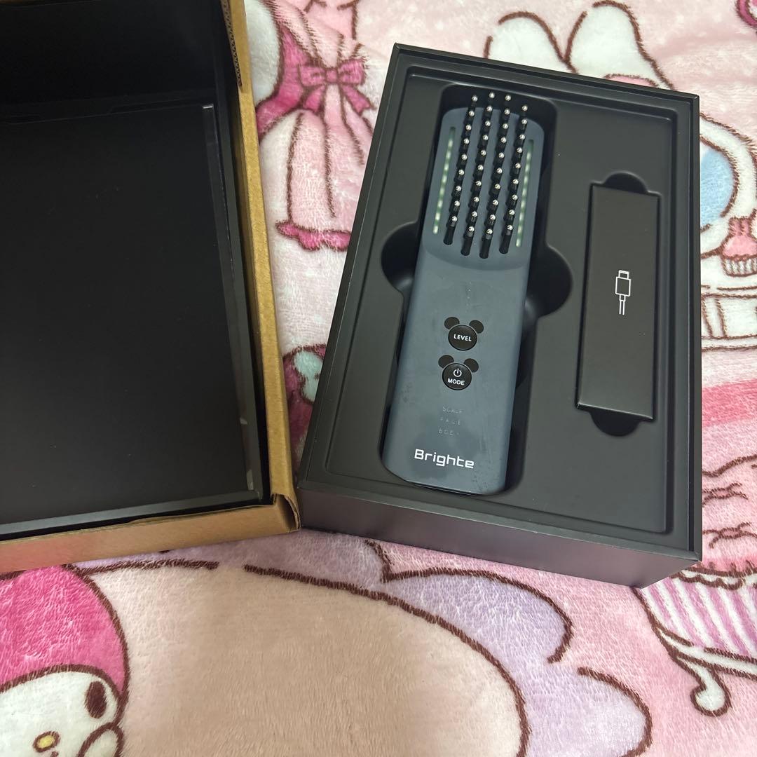 Brighte 美顔器 LEDライト付き - メルカリ