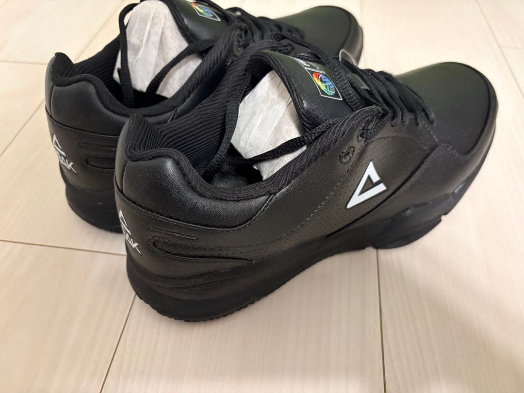 未使用 peak バスケレフリーシューズ 26.5 - メルカリ