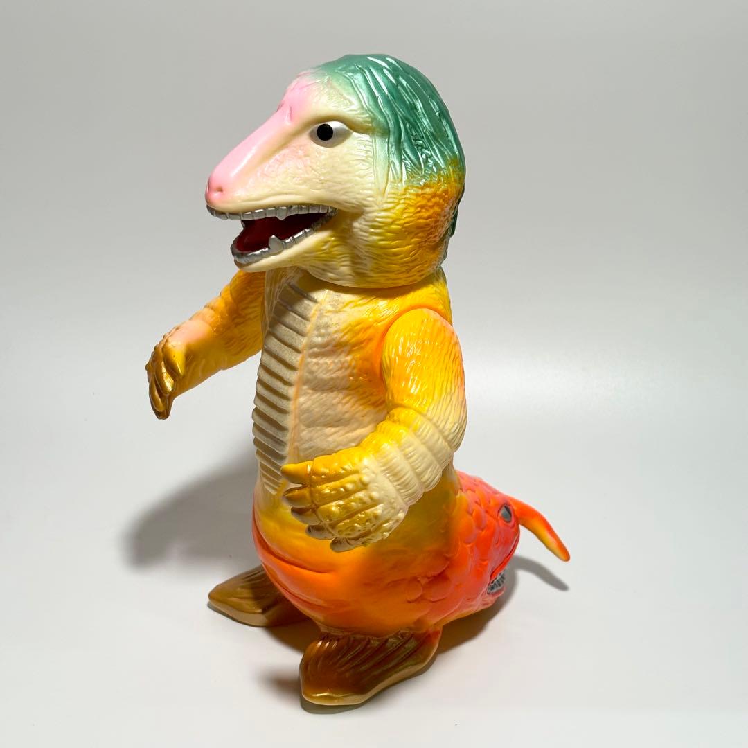 マスダヤ『モグネチュードン』 ソフビ スペクトルマン 宇宙猿人ゴリ