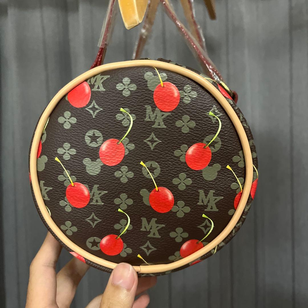 ディズニー ミッキー モノグラム チェリー バッグ - メルカリ