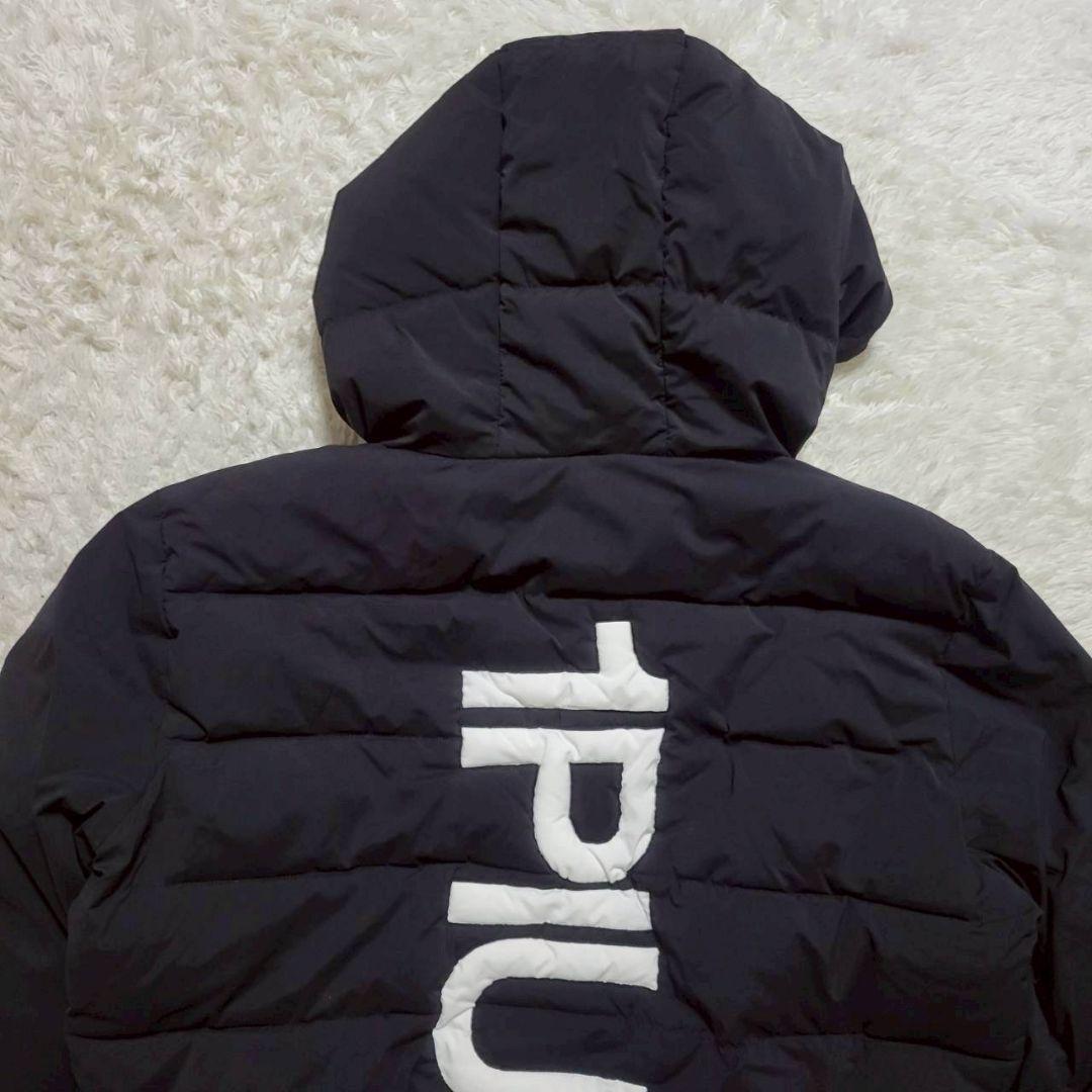 美品✨ 2XL ウノ ピゥ ウノ ウグァーレ トレ ダウン ワッペン