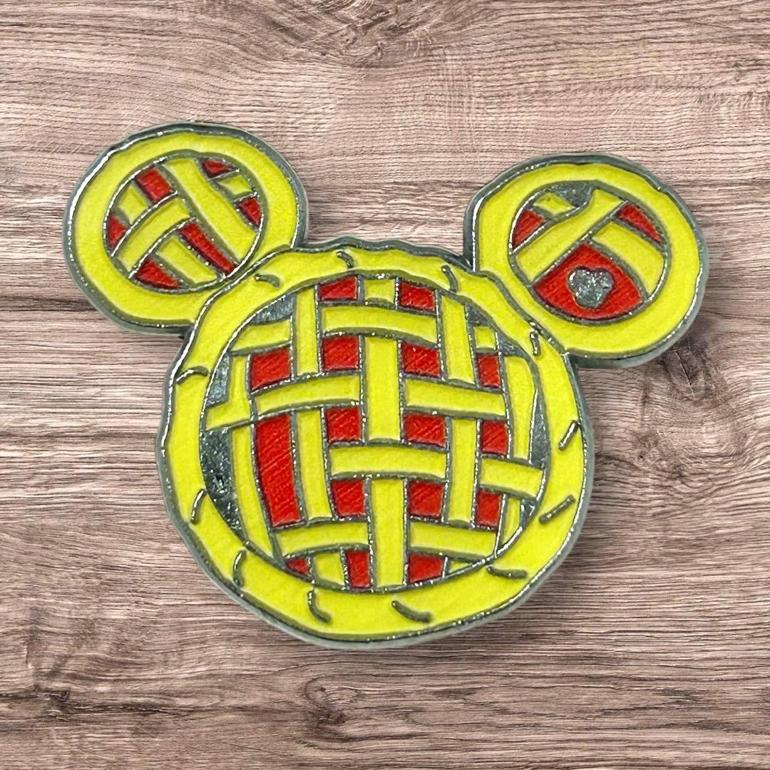 海外ディズニー ピンバッジ チェリーパイ ファン・フードシリーズ 隠れ