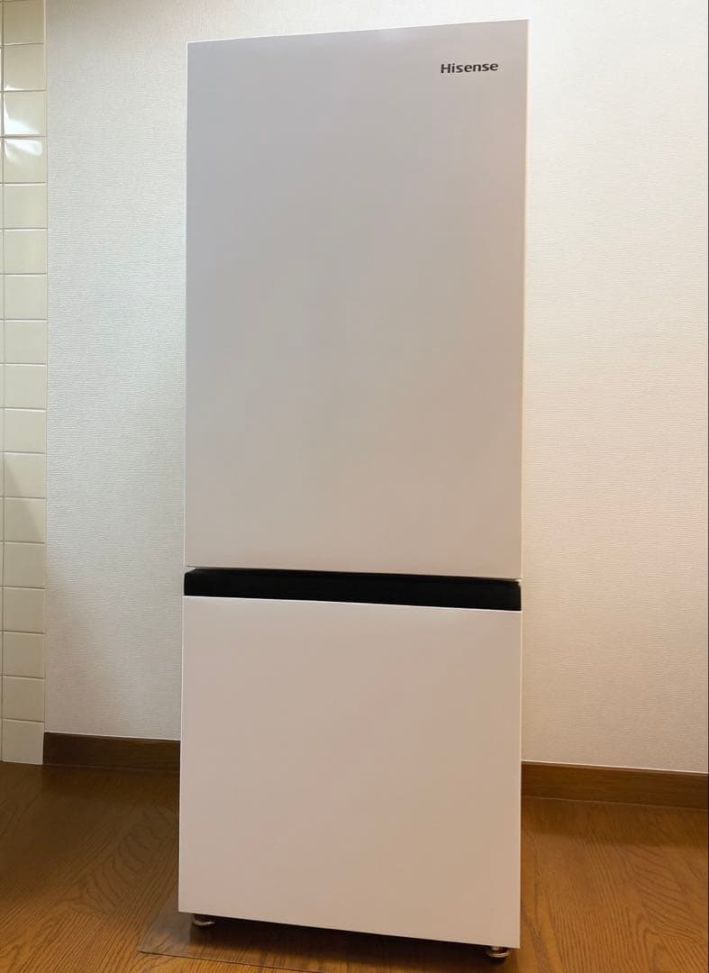 【美品/2023年製】Hisense 冷蔵庫 162Lホワイト 2ドア 冷蔵庫 ホワイト HR-D16F [幅48.1cm /162L /2ドア /右開きタイプ /2022
