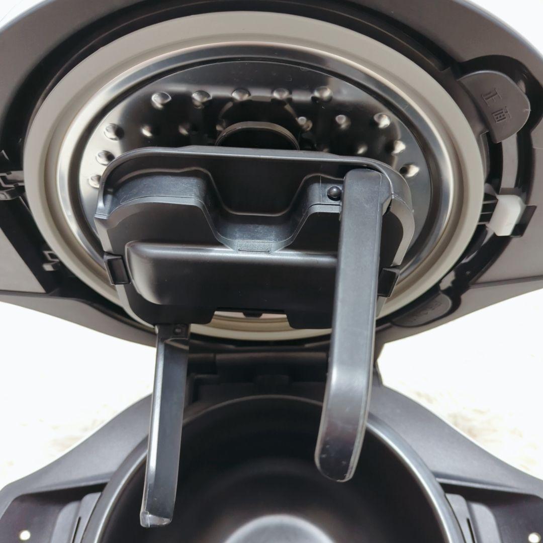 シャープ ヘルシオ ホットクック 2.4L KN-HW24F-W 大容量　鍋