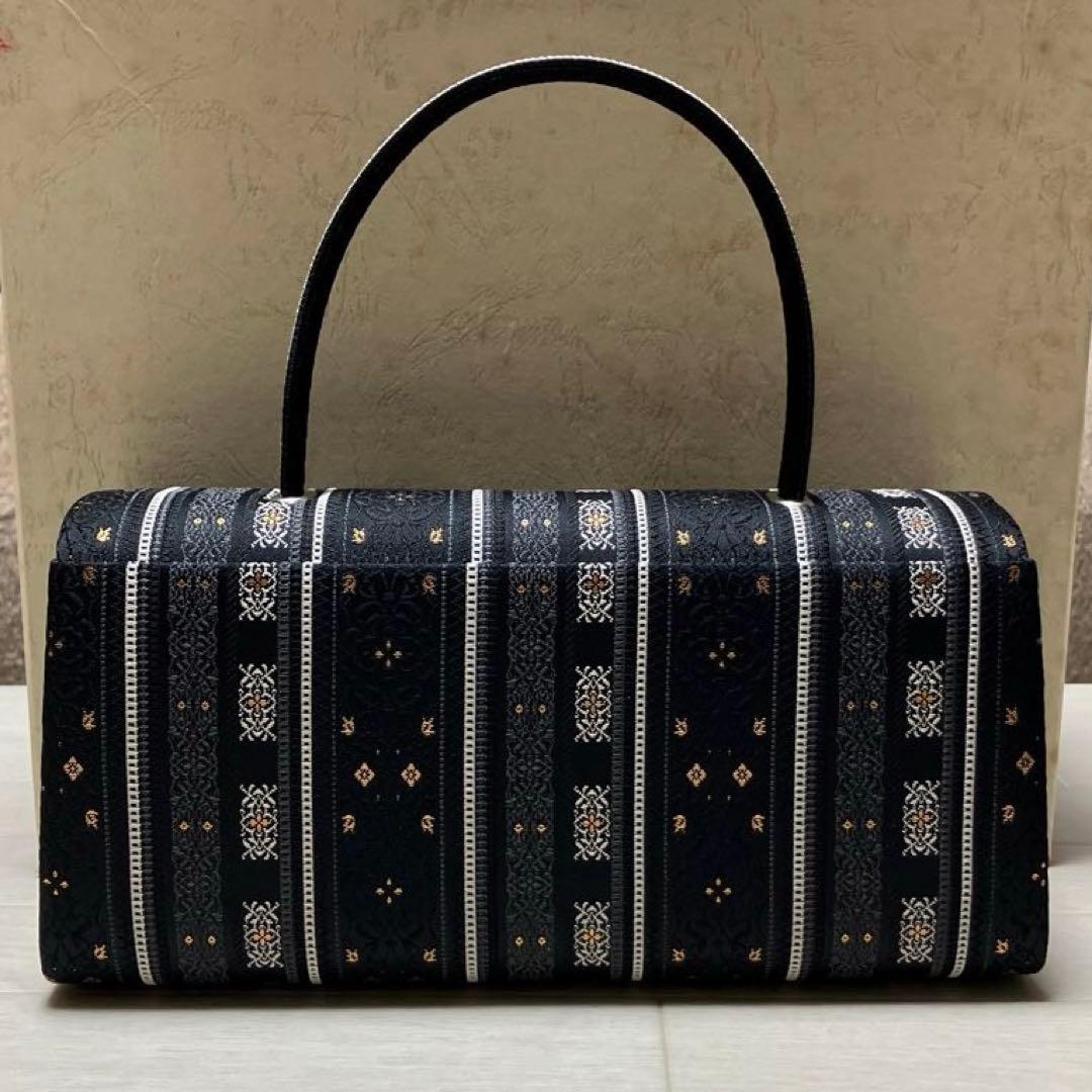 《美品・箱付き》草履バッグセット　黒　金糸　刺繍　大きめバッグ