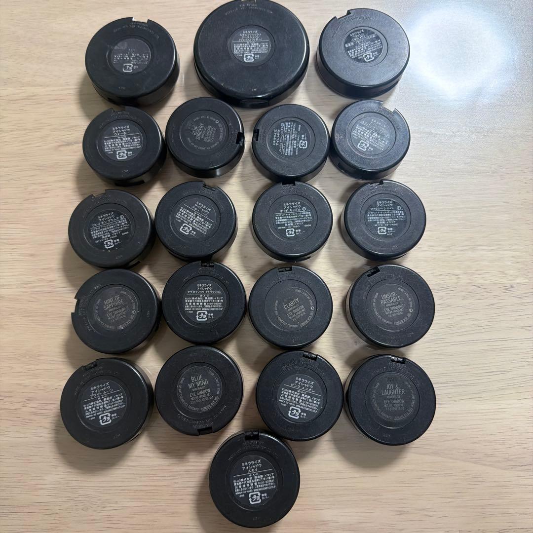 MAC パウダーアイシャドウ セット まとめ売り！全20色