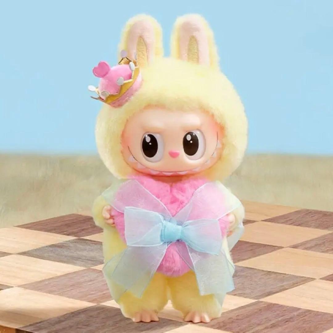 MONSTERS Let's Checkmate ぬいぐるみペンダント ラブブ - メルカリ