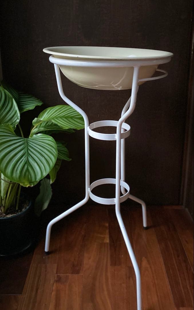 ホーロー　琺瑯 洗面ボウル・スタンド Vinatge ホーロー洗面器スタンド | トリノス-torinoth- | 新宿区神楽坂