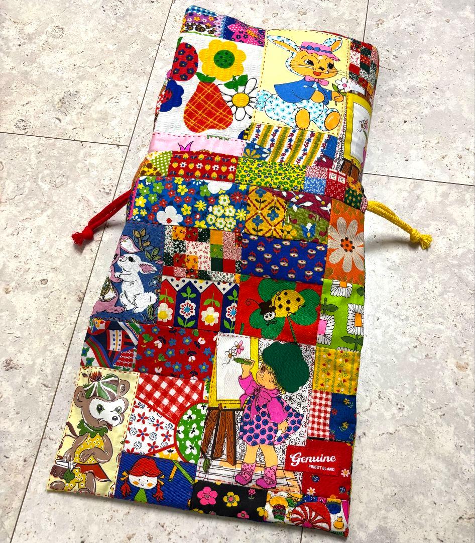 ハンドメイド❇大きめビンテージ❇レトロアニマルパッチワークマットと