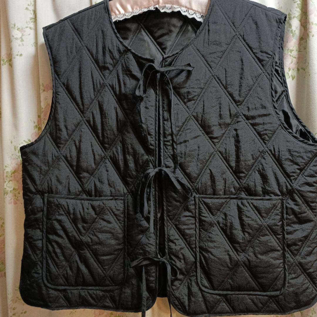 リボンがかわいい☆ブラックキルティングベスト XL - メルカリ