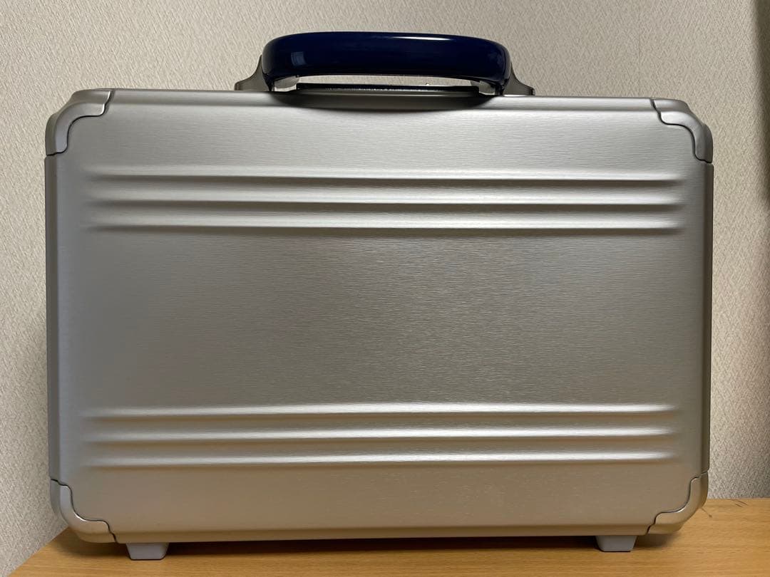ゼロハリバートン アタッシュケースA4 9.5L 94211