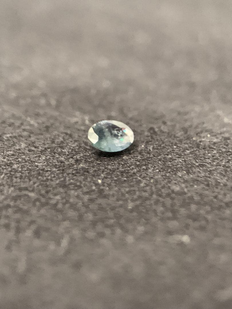 アレキサンドライト　0.206ct　ルース