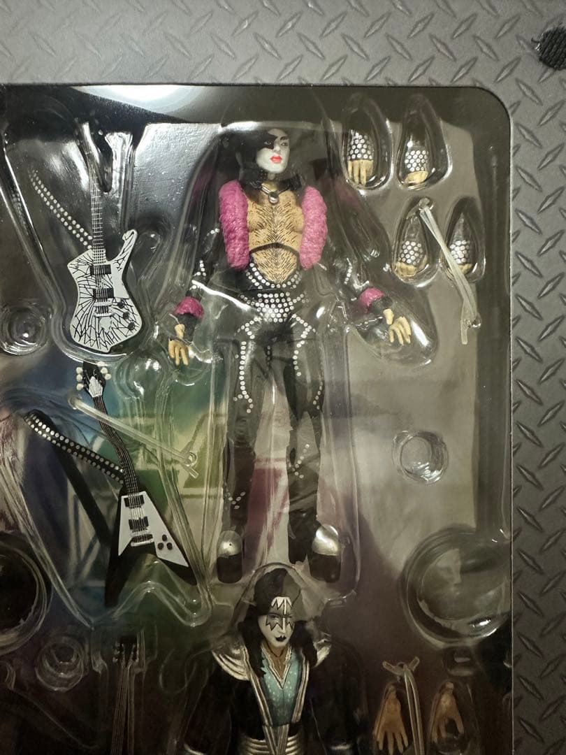 値下げ♡BST AXNラスベガス衣装KISS フィギュア4体セットBOX