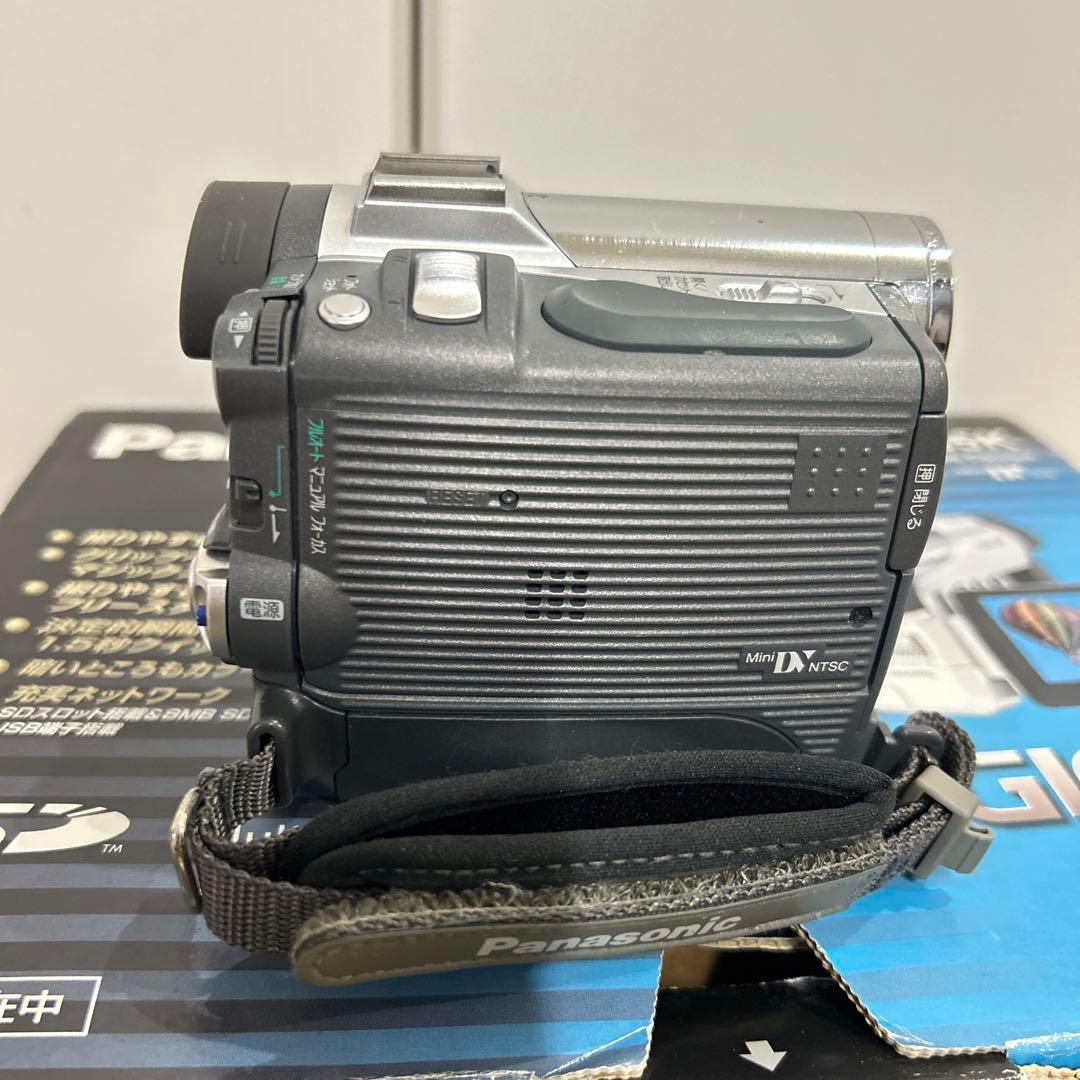 《再生・録画可動品・付属品多数》パナソニックビデオカメラ　NV-GS5K