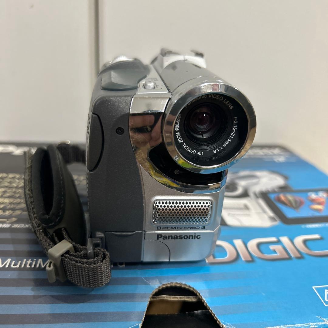 《再生・録画可動品・付属品多数》パナソニックビデオカメラ　NV-GS5K