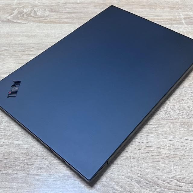 《極美品級》モバイルワークステーション！Lenovo ThinkPad P1