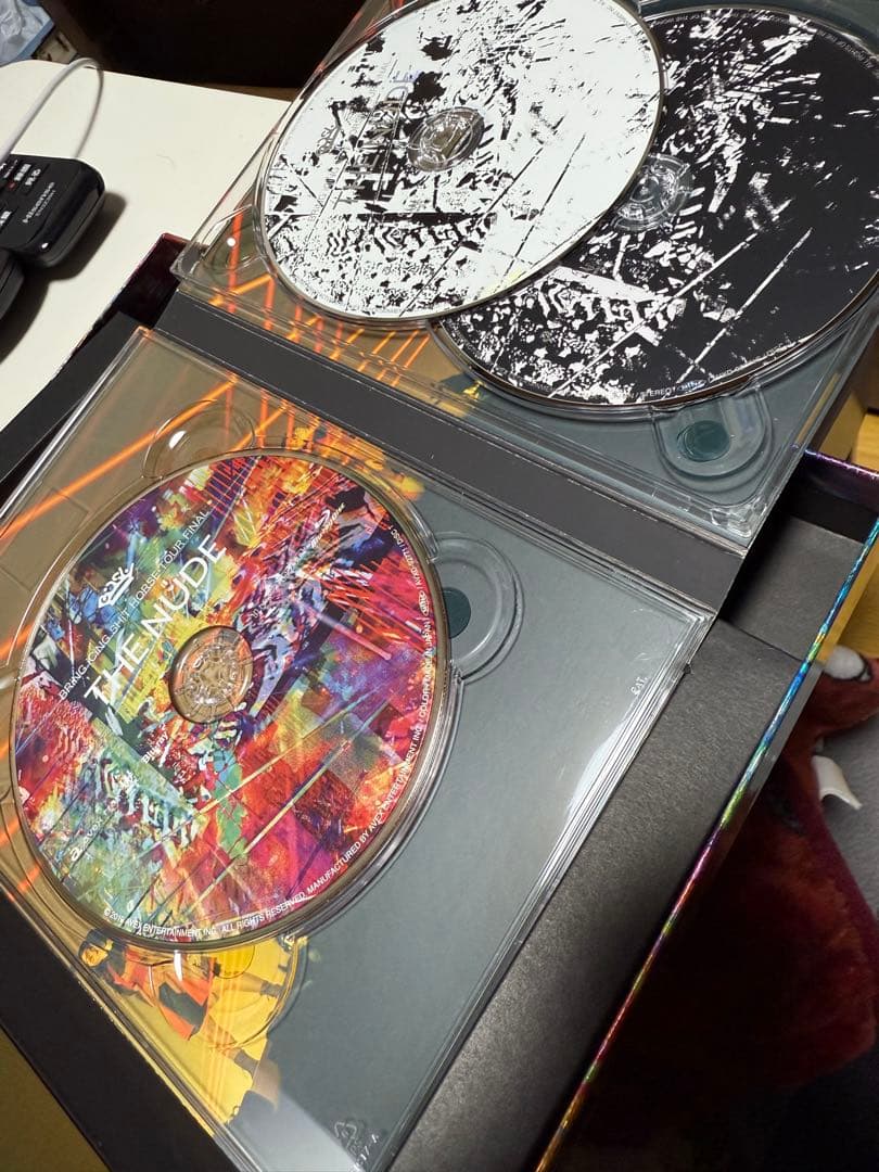 【美品】BiSH THE NUDE 初回生産限定盤サイン入り　オマケ付き