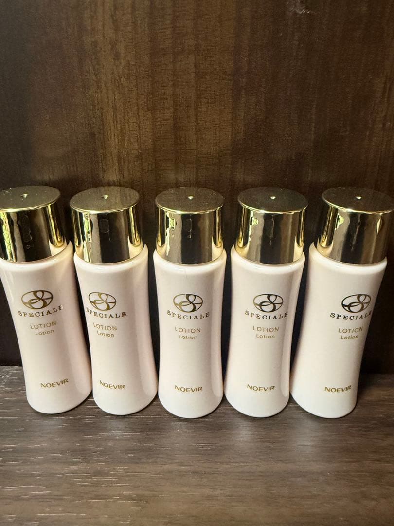 ノエビア　スペチアーレローションミニ5本セット 最高峰スキンケアシリーズ「スペチアーレ」より、ノエビアで最も多くの