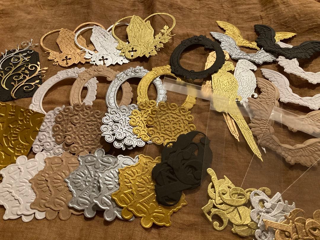 Xmasセット ジャンクジャーナル ティムホルツ エンボスペーパー インド刺繍