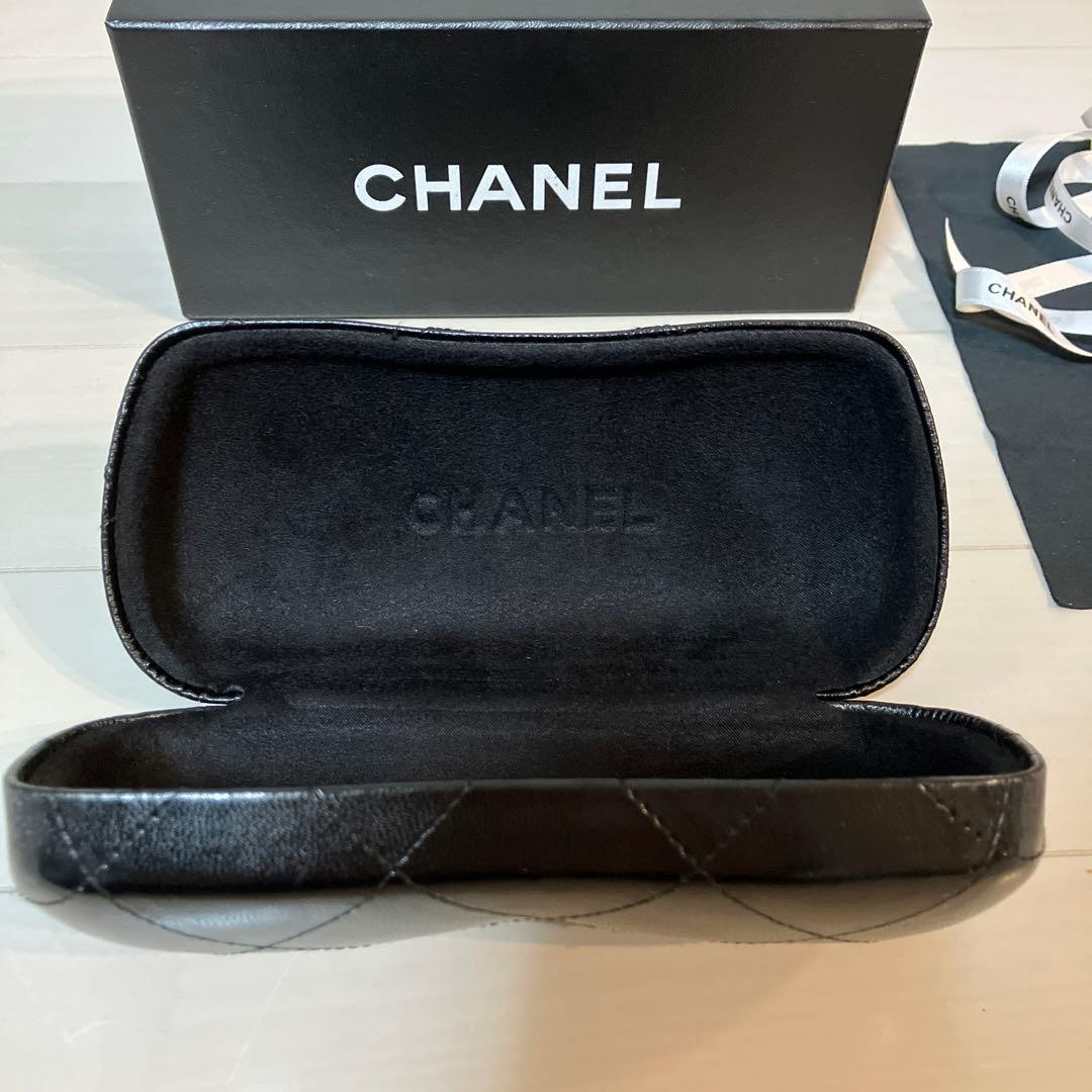 箱リボン付き CHANELシャネル メガネケース サングラスケース - メルカリ