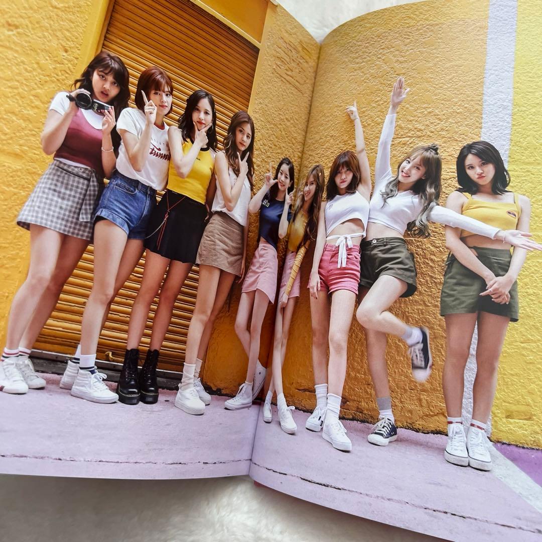 廃盤】TWICE TWICETAGRAM モノグラフ monograph - メルカリ