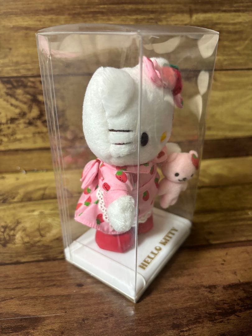 専用ページ キティポイントドール 新品未使用 マンスリードール - メルカリ