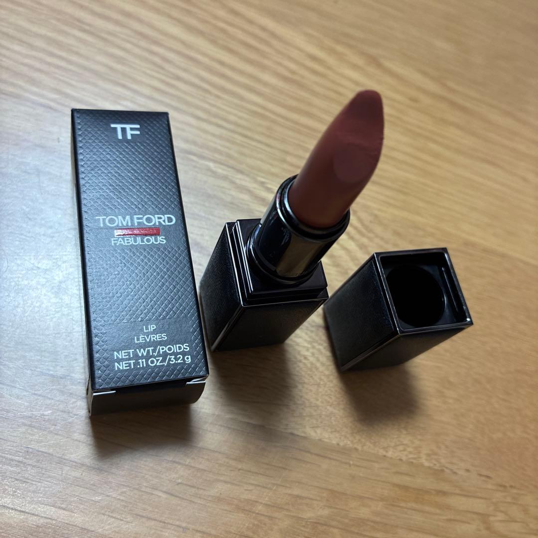 トムフォードビューティ ファビュラスリップ ローズF5 - メルカリ