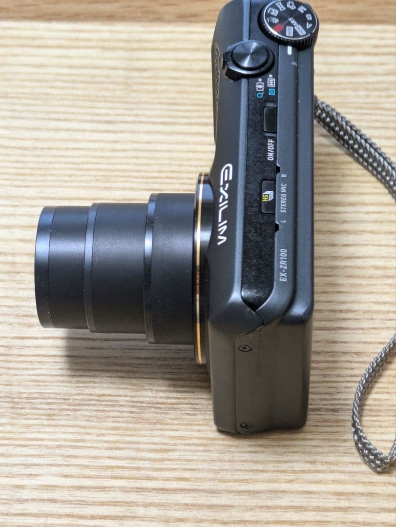 CASIO EXILIM EX-ZR100 ブラック ジャンク - メルカリ