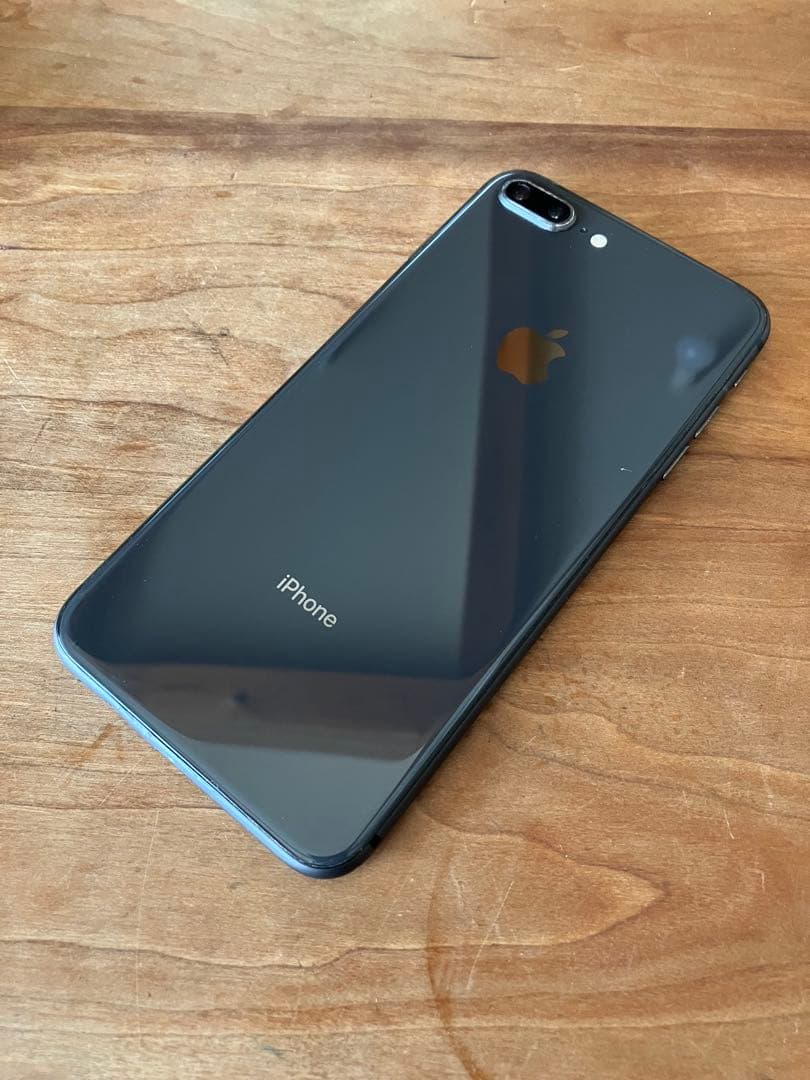 iPhone8Plus 本体 256GB SIMフリー 黒 - メルカリ