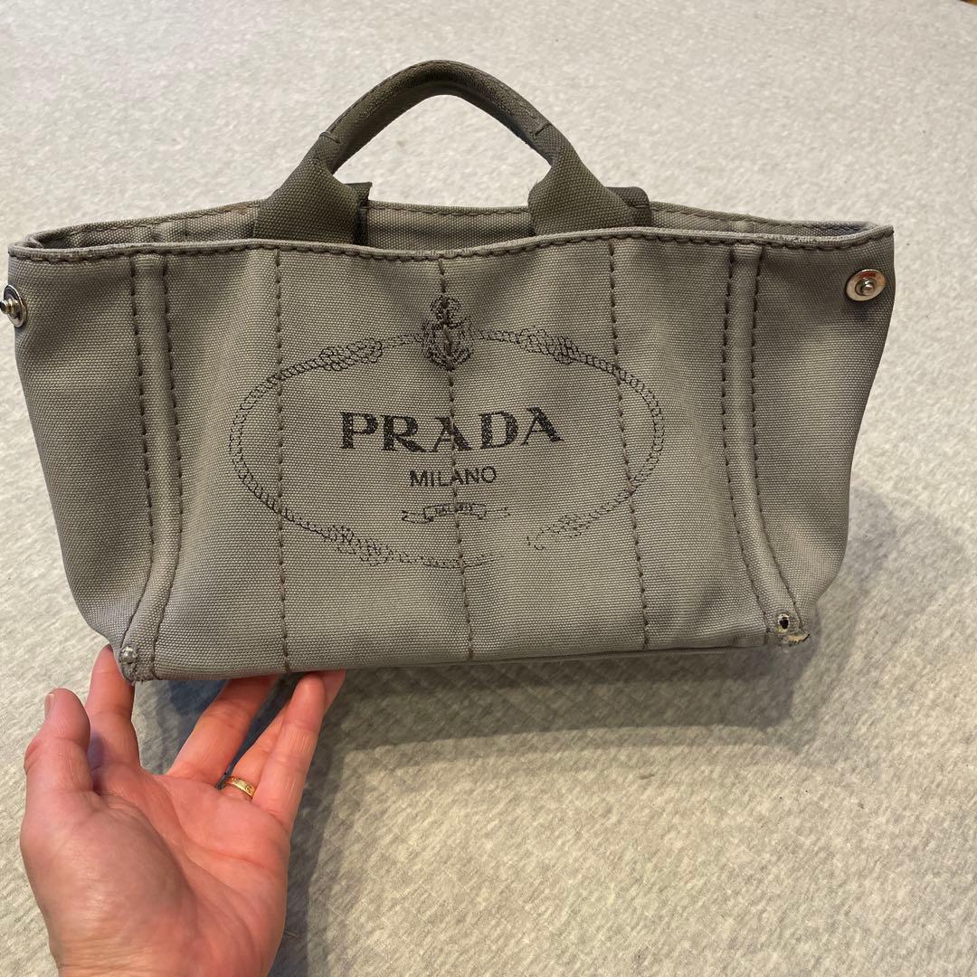 PRADA グレー キャンバストートバッグ - メルカリ