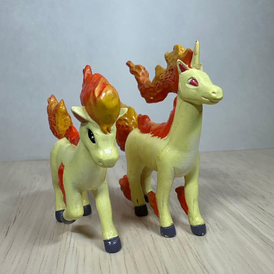 【希少】モンコレ初期2点セット　ポニータ　ギャロップ 希少】モンコレ初期2点セット ポニータ ギャロップ - メルカリ