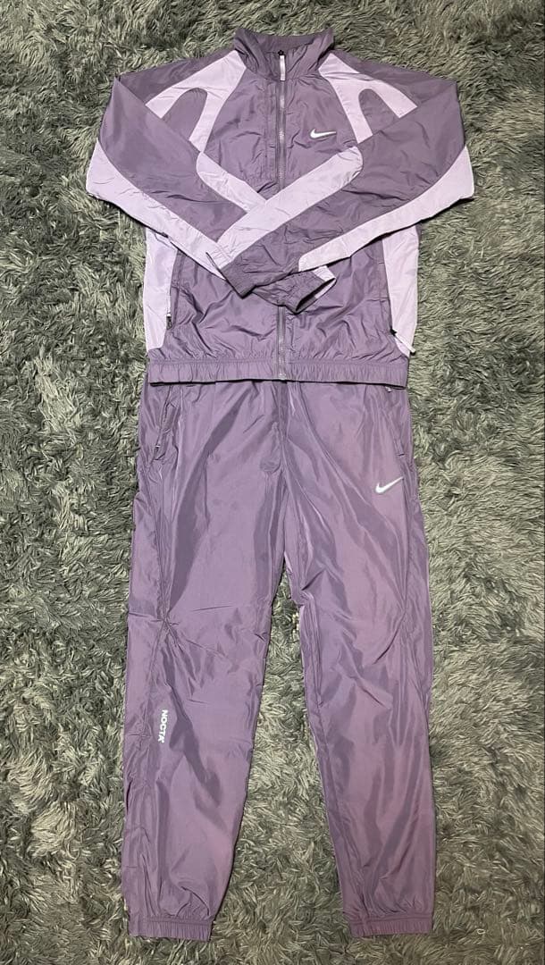 「ご」　　NOCTA NIKE セットアップ NOCTA x Nike Cardinal Stock Holiday 2025 Collection Release Info