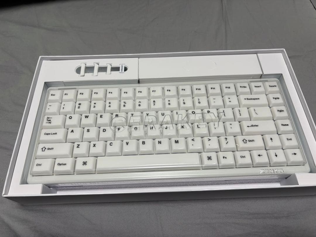Cerakey ZEN75 Classic ロープロファイルキーボード - メルカリ