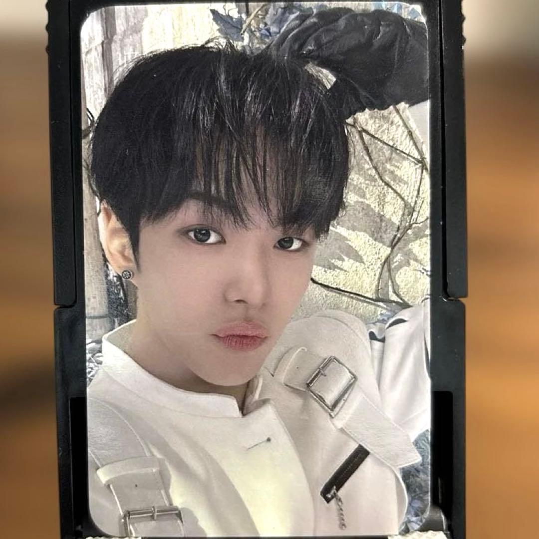 TREASURE ジェヒョク トレカ 京セラ REBOOT 特典 当選者 - メルカリ