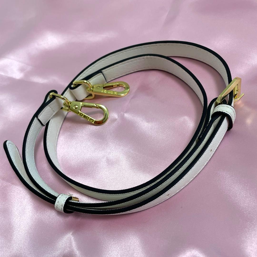 さなぴー様専用・コヤンイサムチョン・ショルダーバック