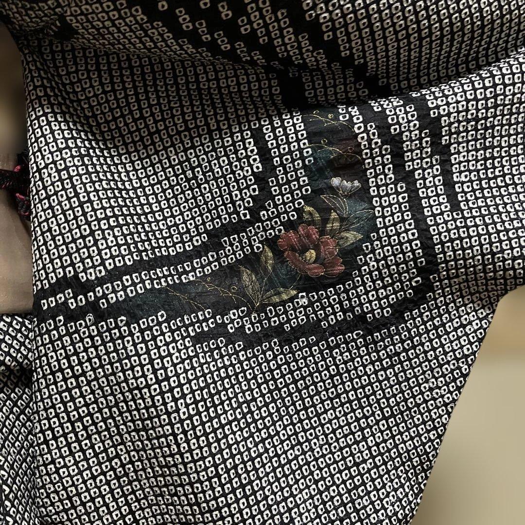 付け下げ訪問着 総絞り モノトーン 刺繍 身丈155裄65 - メルカリ